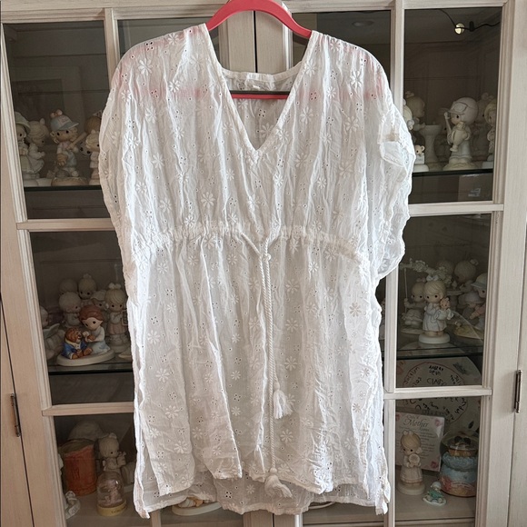 aerie Other - Aerie White Floral Eyelet Swim Coverup